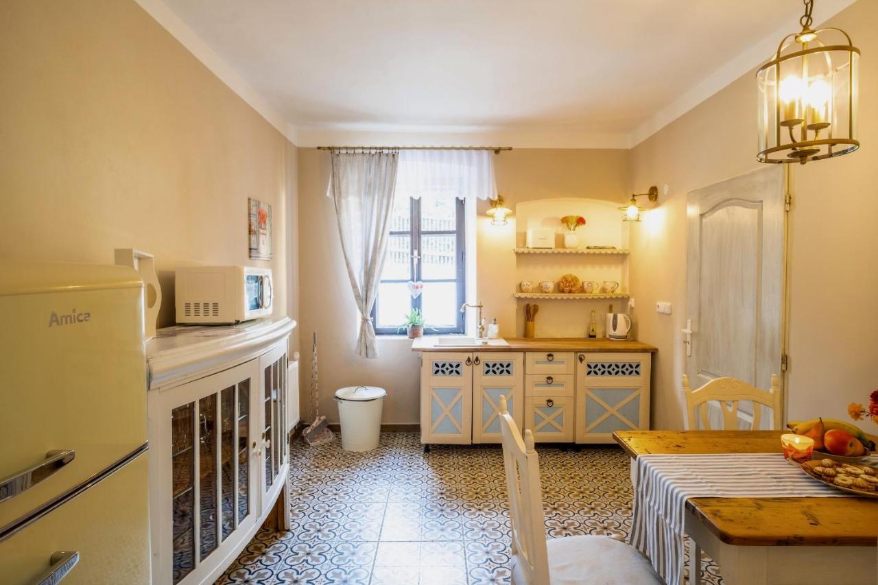 Апартаменты Rustic House V Luzickych Horach Йиржетин-под-Едловоу Экстерьер фото